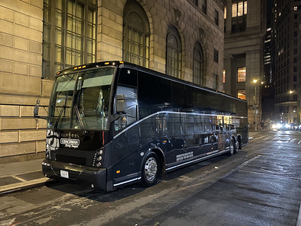 Islanders Coach Bus Transportation, Transportation To the New York ...